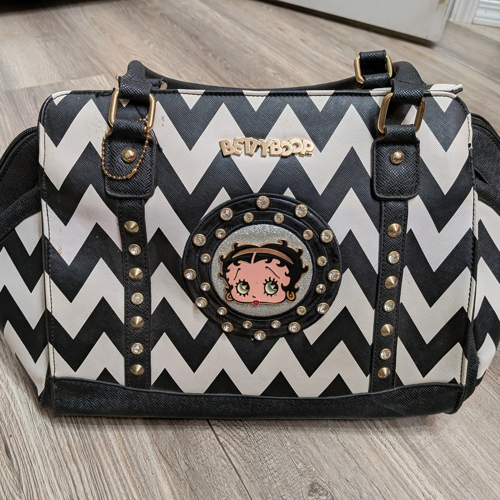 Betty Boop Black and White Chevron Satchel